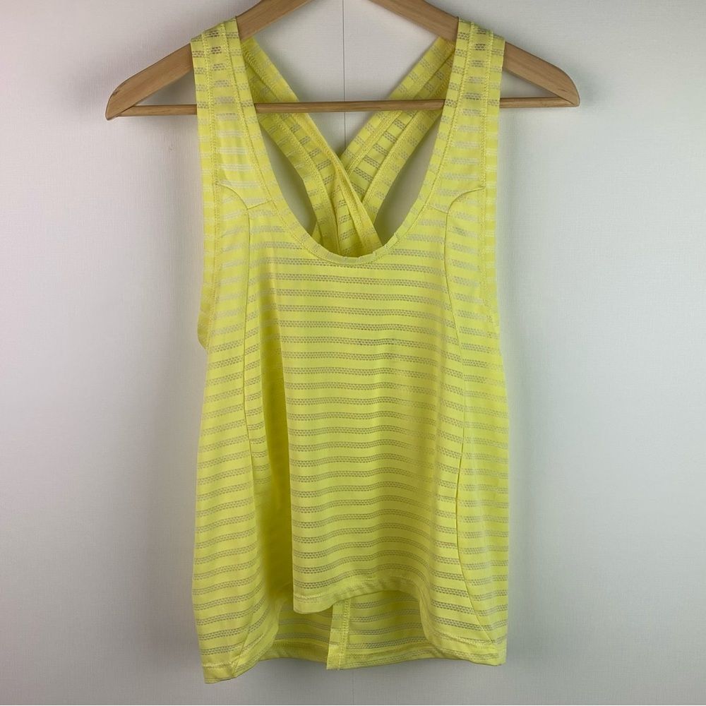 Zyia active yellow lemon nimbus split tank top lightweight see through size S